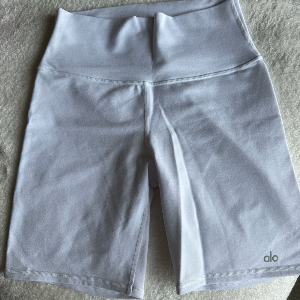 ALO Yoga White High-Rise Bike Shorts with Subtle Logo